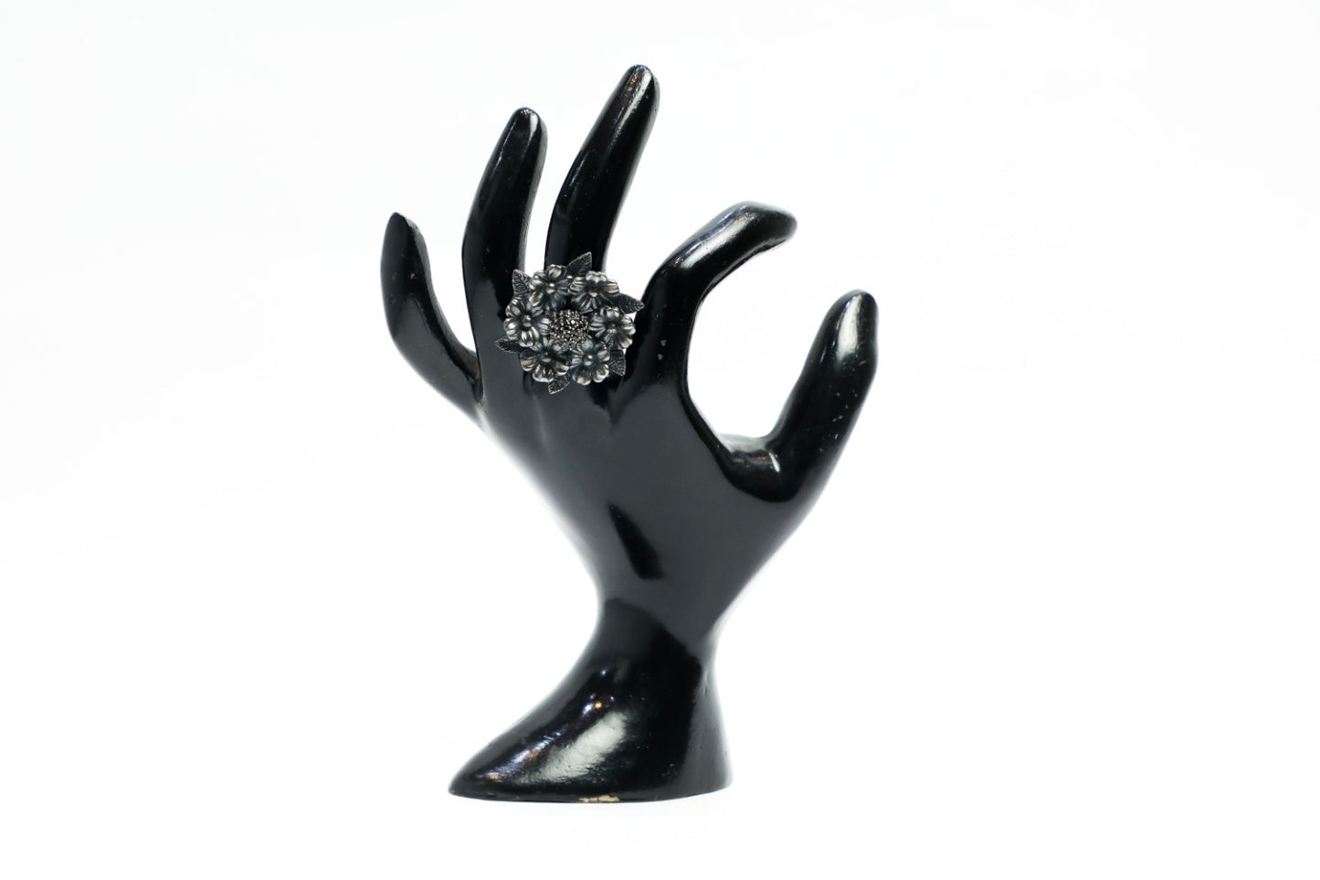 925 Oxidised silver FLOWER motif adjustable cocktail ring