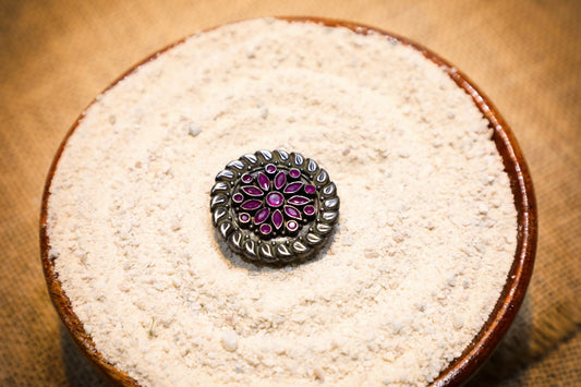 925 Oxidised silver red onyx chalcedony studded cocktail ring