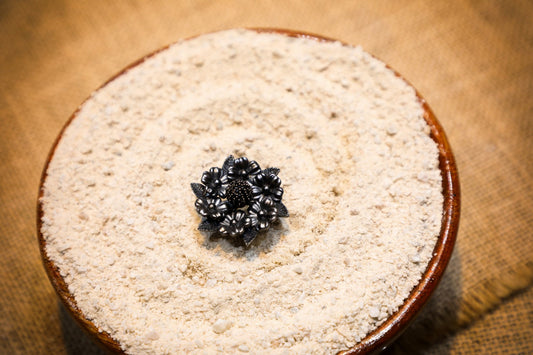 925 Oxidised silver FLOWER motif adjustable cocktail ring