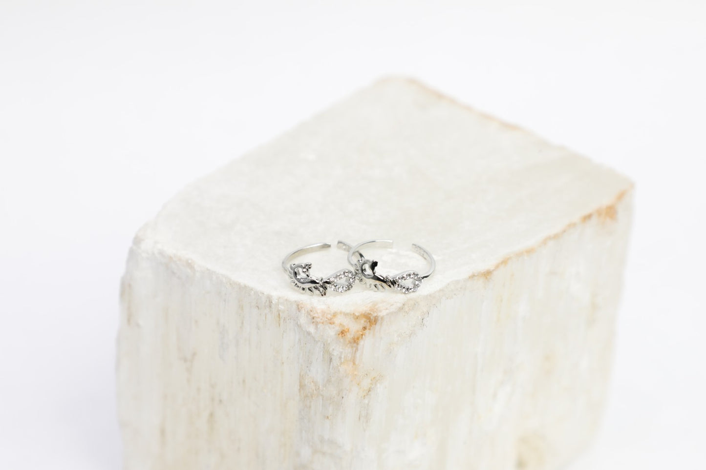 925 Sterling silver Peacock motif Swarovski studded toe ring