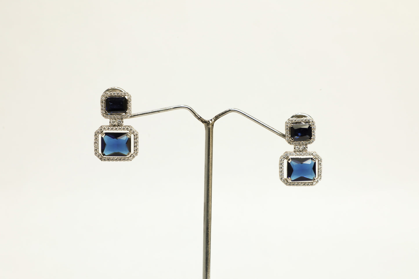925 STERLING SILVER two stone earrings