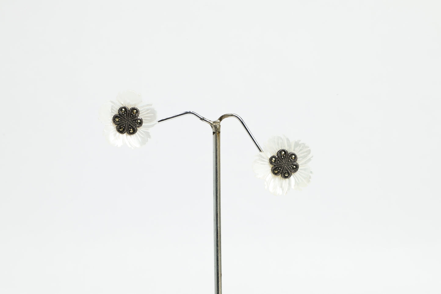 925 Sterling silver Mother of PEARL Detachable earrings with intricate Marcasite work