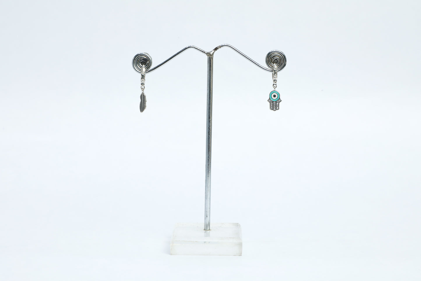 925 STERLING SILVER LEAF +HAMSA MOTIF INTRICATE BALI