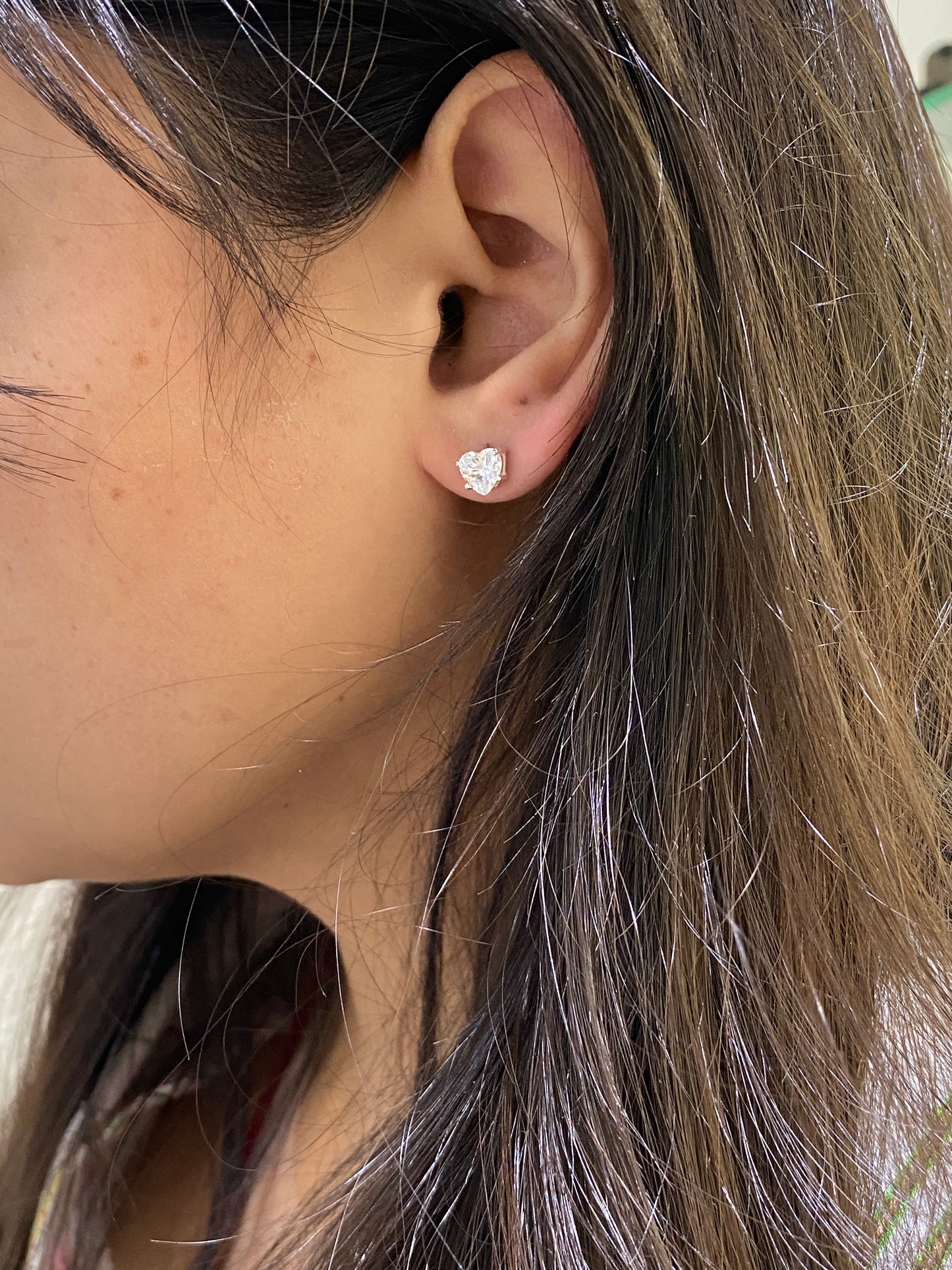 925 SS SOLITAIRE UNISEX heart shape studs
