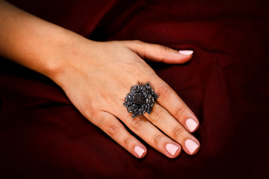 925 Oxidised silver FLOWER motif adjustable cocktail ring