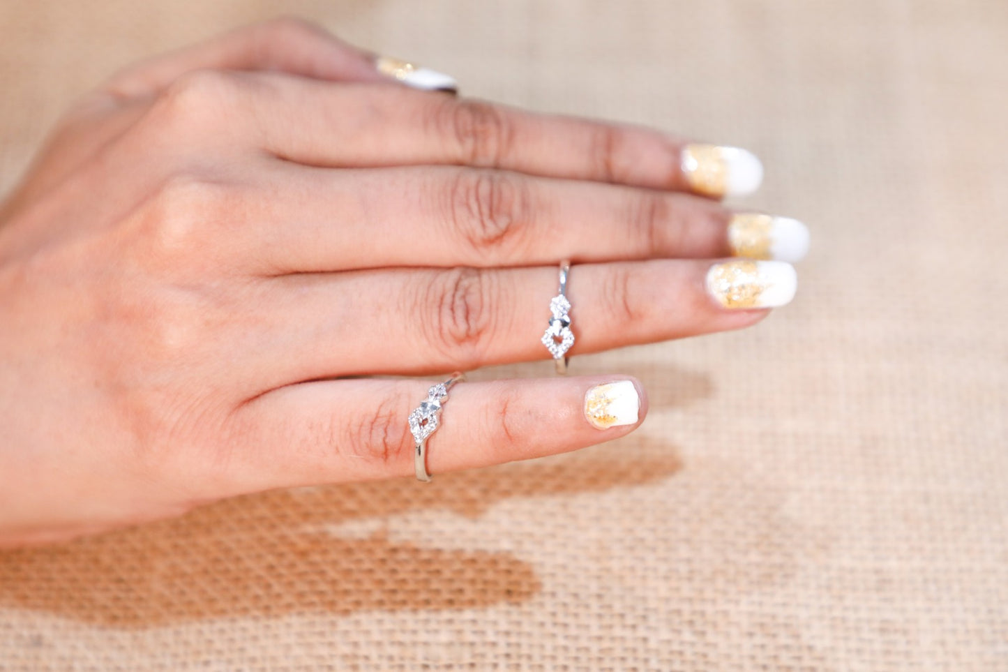 925 Sterling Silver kite shape Swarovski studded toe ring