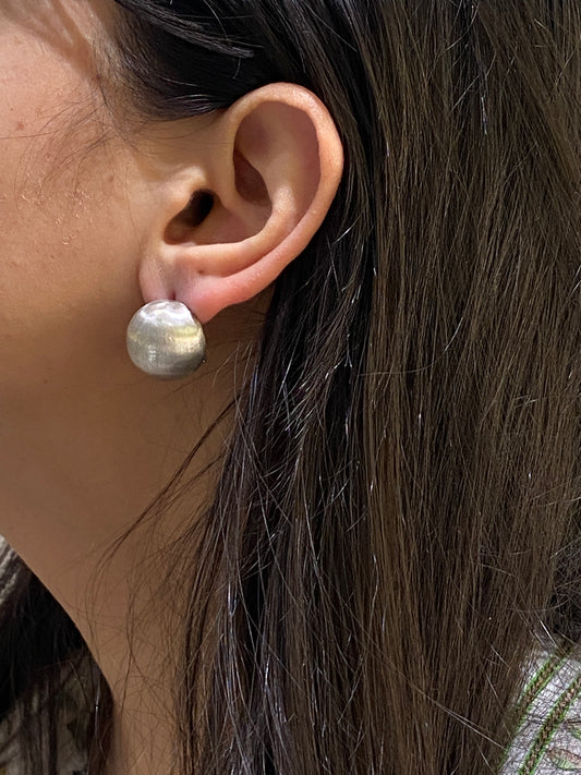 925sterling silver Matte finish round studs